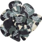 Ernie Ball Camo EB-9223 - gitaros mediatoriai 0,88 mm 12 vnt.