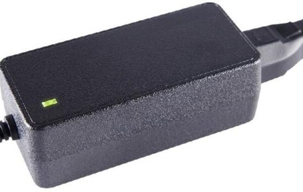 Blackstar PSU-4 - Gitaros stiprintuvo maitinimo šaltinis IDC40/IDCBEAM