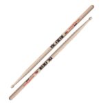 Vic Firth AH7A American Heritage® 7A būgnų lazdelės, 39,37 cm, klevo medžio, vidutinio laipsnio, ašmenų formos