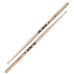 Vic Firth AJ2 American Jazz® 2 - būgnų lazdelės, hickory, ilgas taperis, 5A