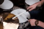 Vic Firth RUTE505 Šluotelės būgnams su plastikinėmis šerelėmis - Image 2
