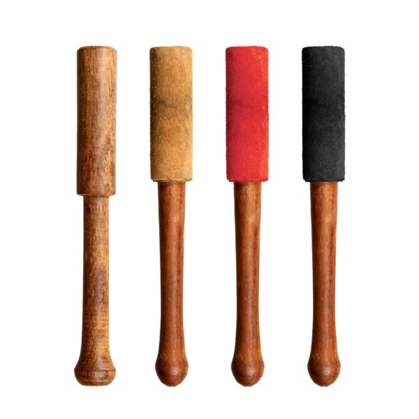 Dainuojantis dubuo su plaktuvu 15x2